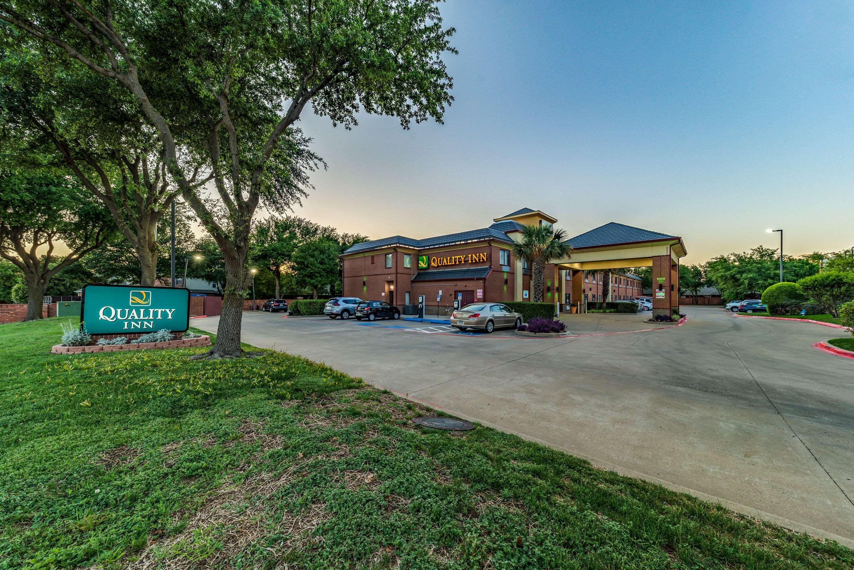 Quality Inn West Plano - Dallas Eksteriør billede